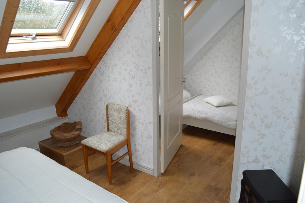 Huize Ouwervelden Bed & Breakfast Wouwsche Plantage Стая снимка