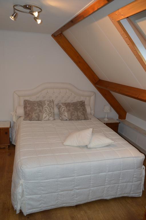 Huize Ouwervelden Bed & Breakfast Wouwsche Plantage Стая снимка